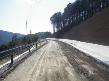 生石公園線道路改良工事